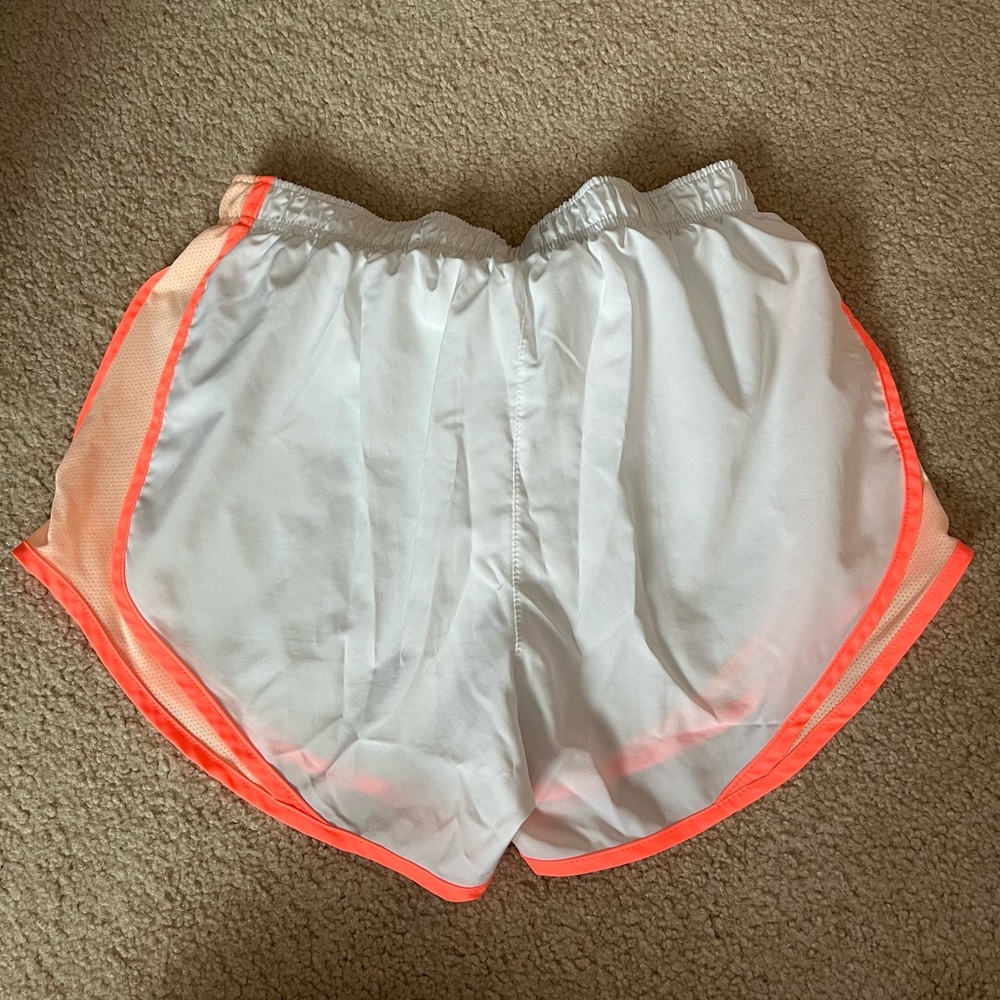 nike shorts - Picture 2 of 5